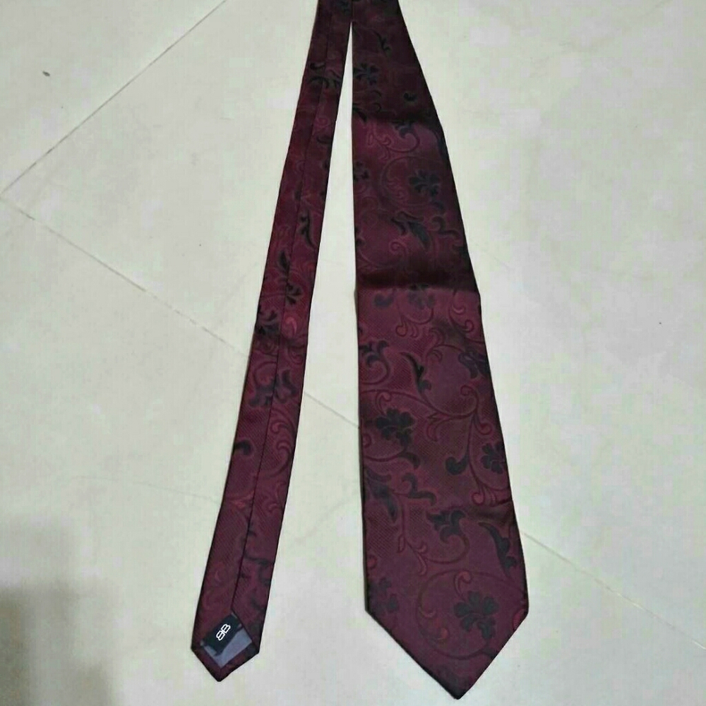 Balenciaga tie